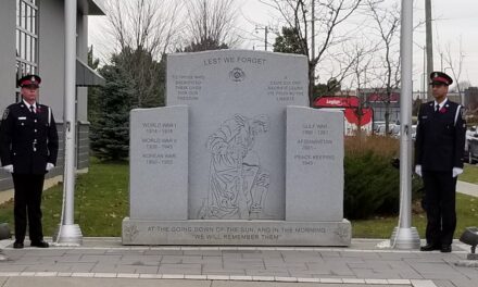 Remembrance Day Stouffville – Photo Gallery