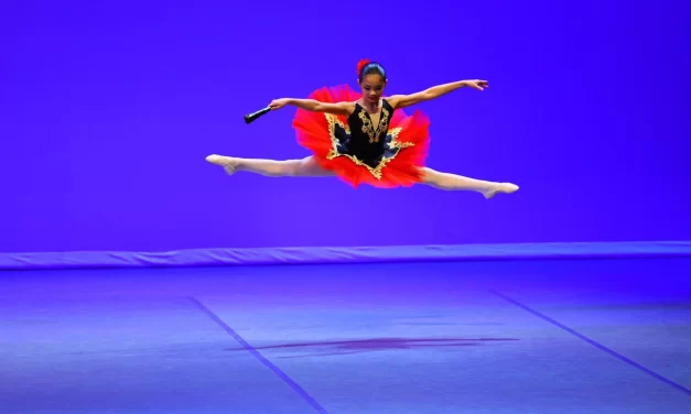 Stouffville’s Grace Hong performs in “The Nutcracker” with the National Ballet of Canada