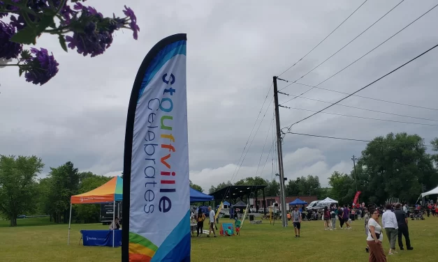 Stouffville Braves the Rain for This Year’s “Music in the Park” Event