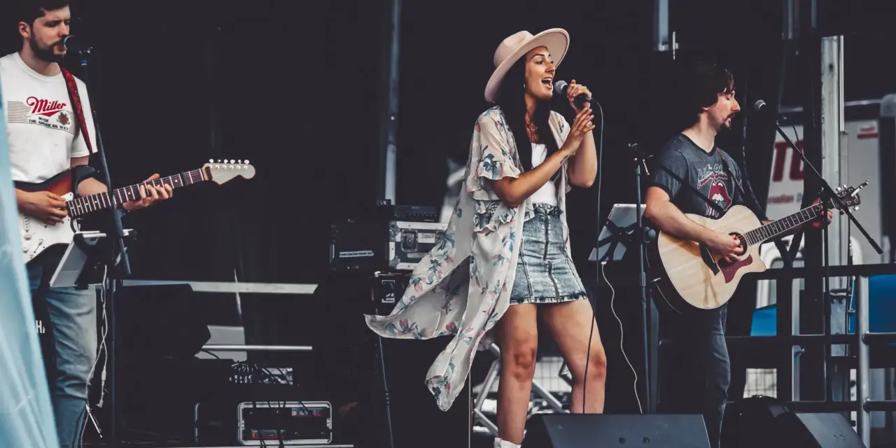 Country Singer Alessia Cohle Kicks Off Stouffville’s Ribfest Performances Tomorrow
