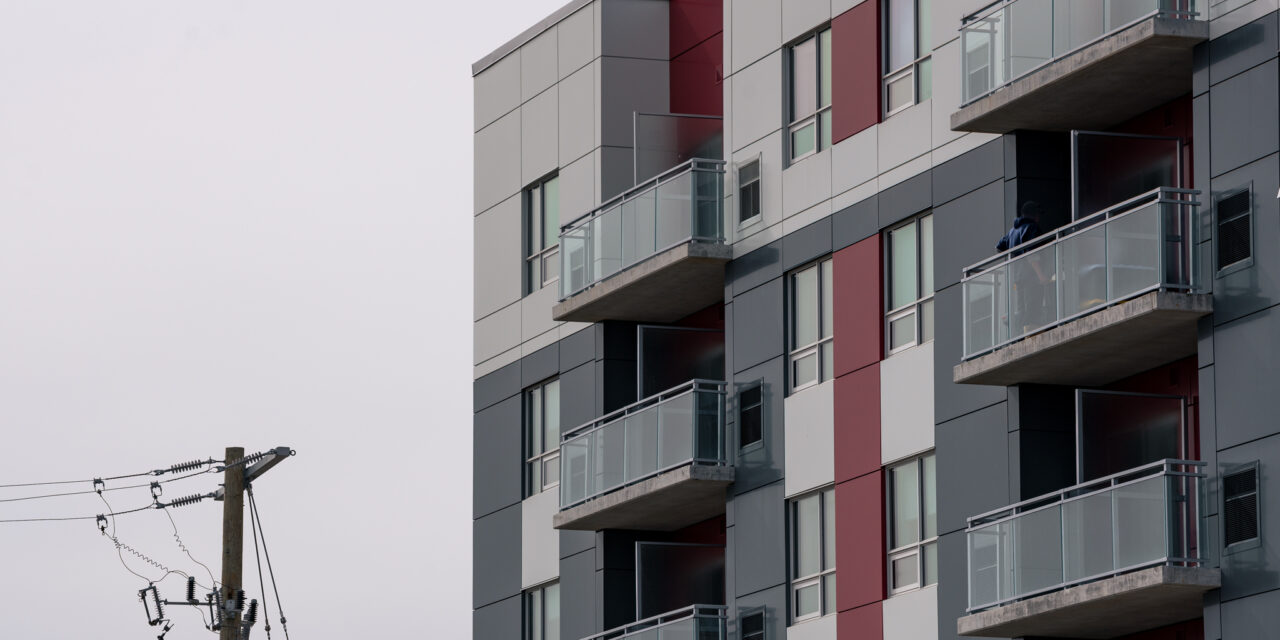 Town Advances Housing Incentive Plan as Ontario, Ottawa Ready Tax Rebates